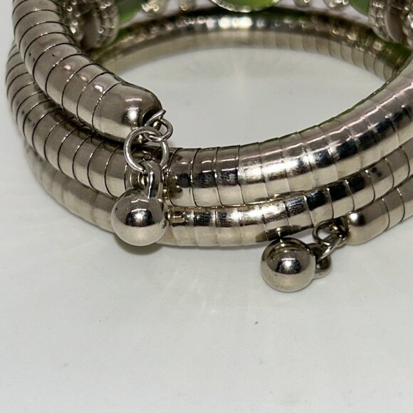 Silver-Tone & Green Acrylic Bead Memory Wire Bracelet Adjustable Wrap Style - Picture 9 of 10